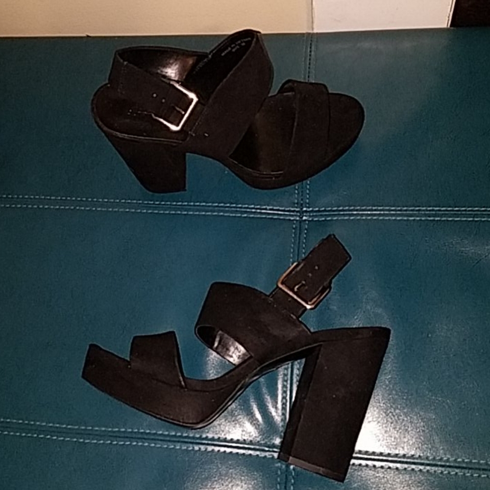 sandal
